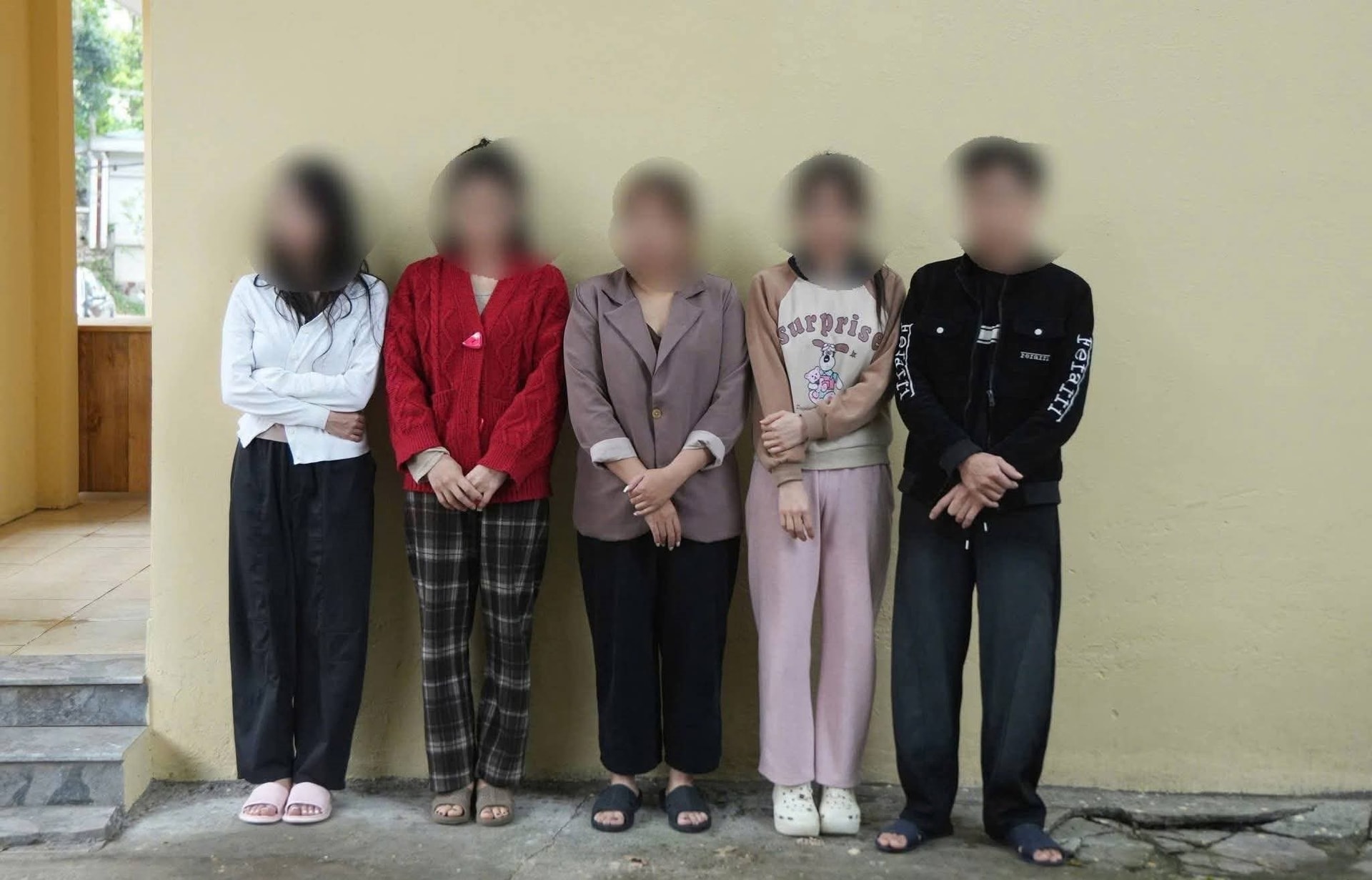 Triệt phá nhóm tổ chức livestream nội dung đồi trụy