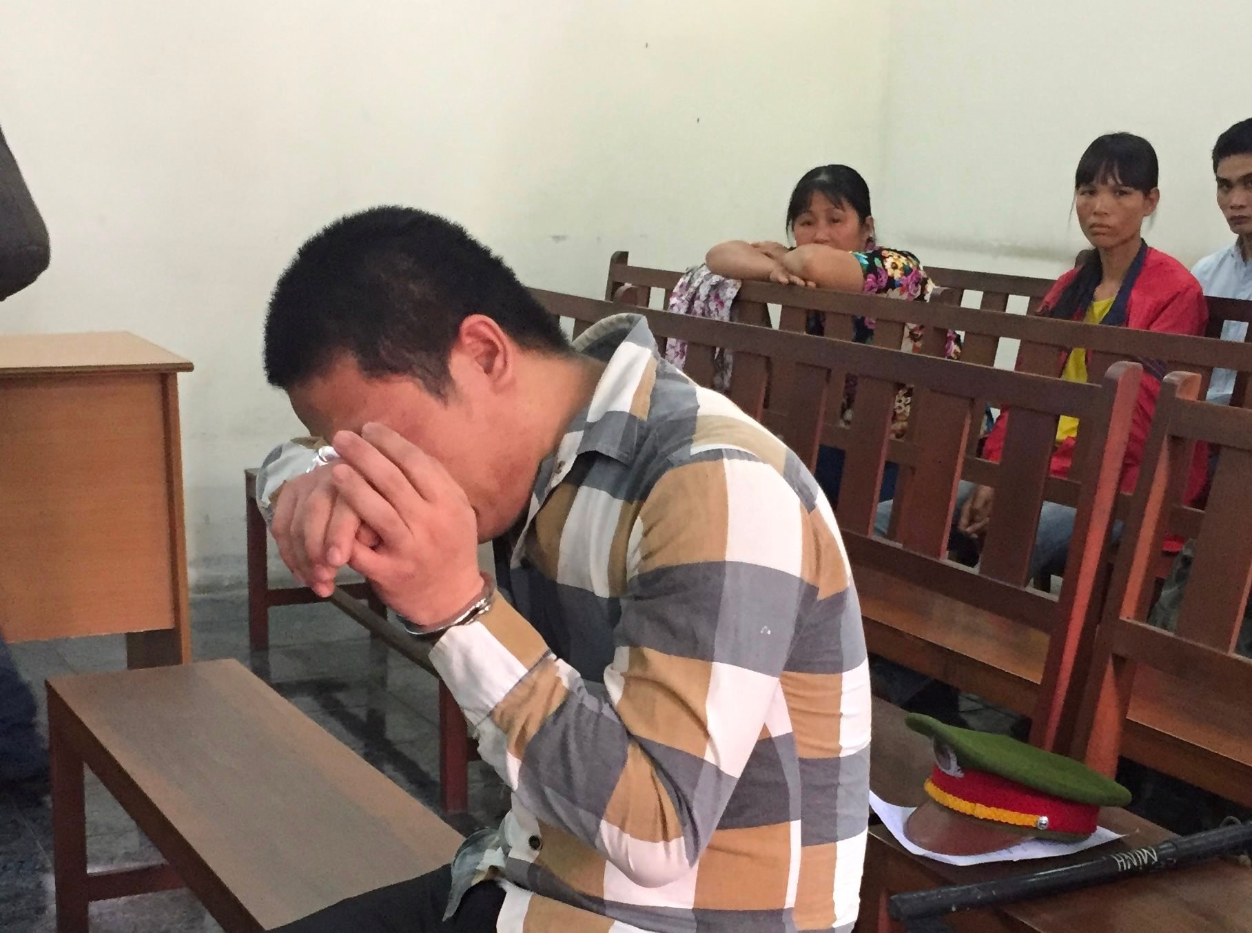 Đảo điên vì “tửu nhập, ngôn… loạn”