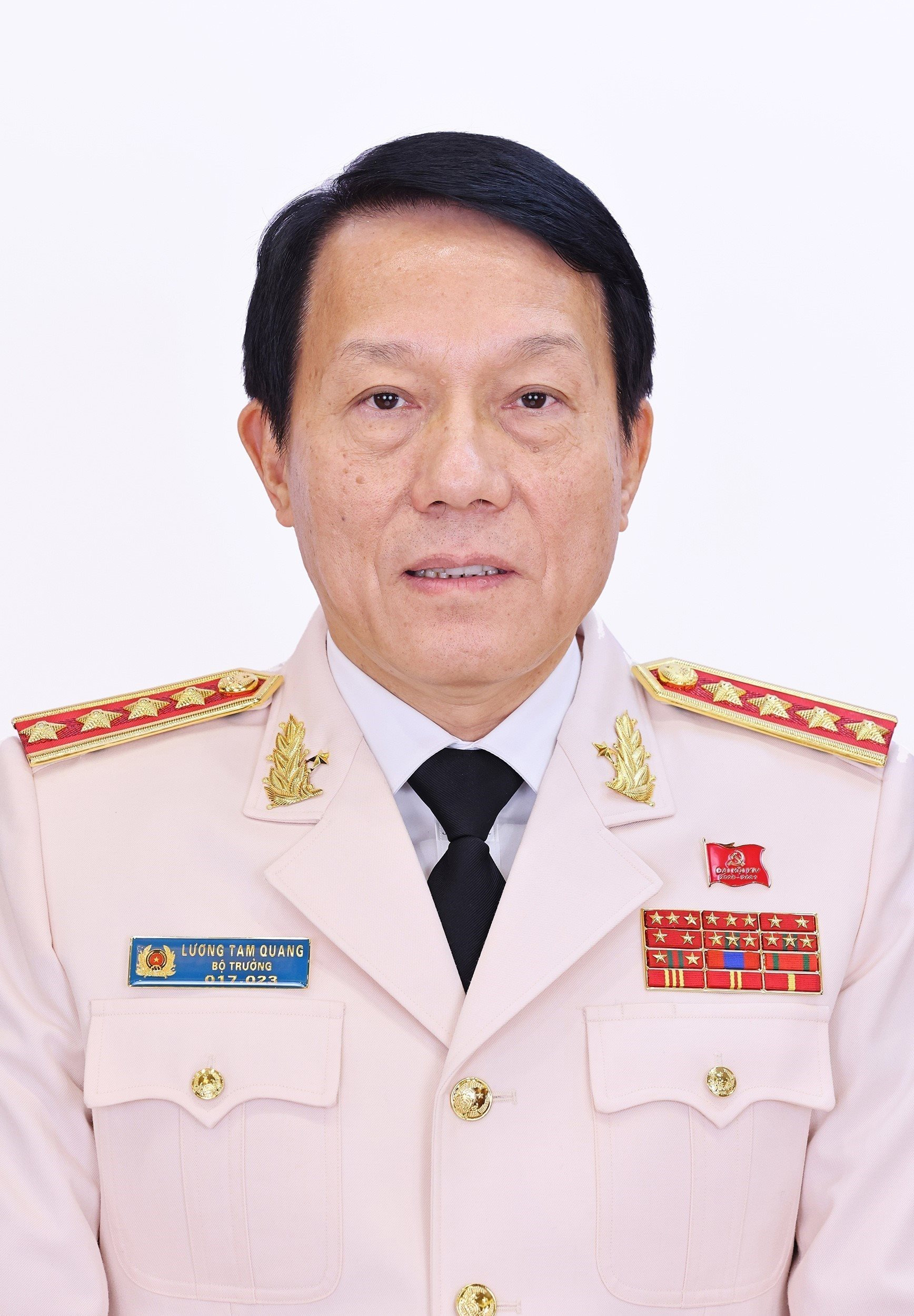 Lương Tam Quang