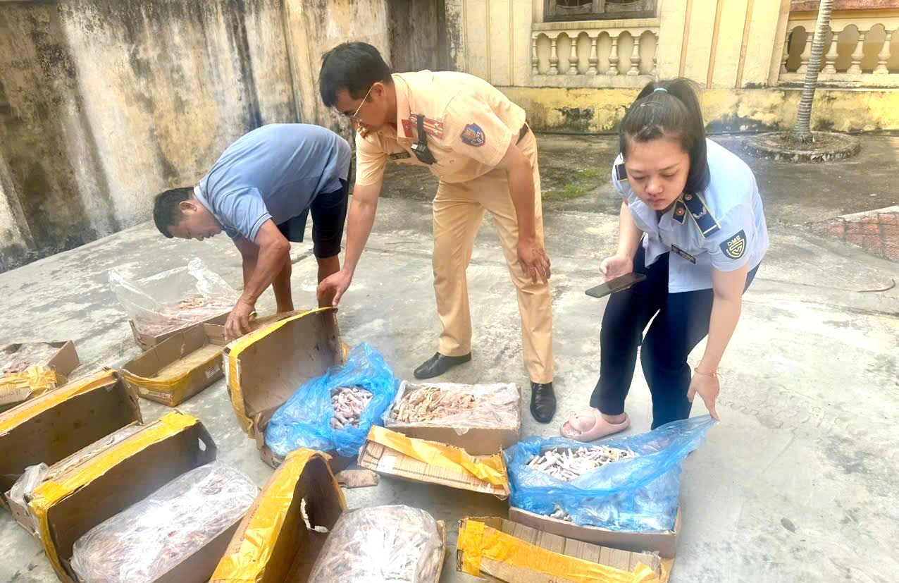 chan_ga_khong_ro_nguon_goc.jpg