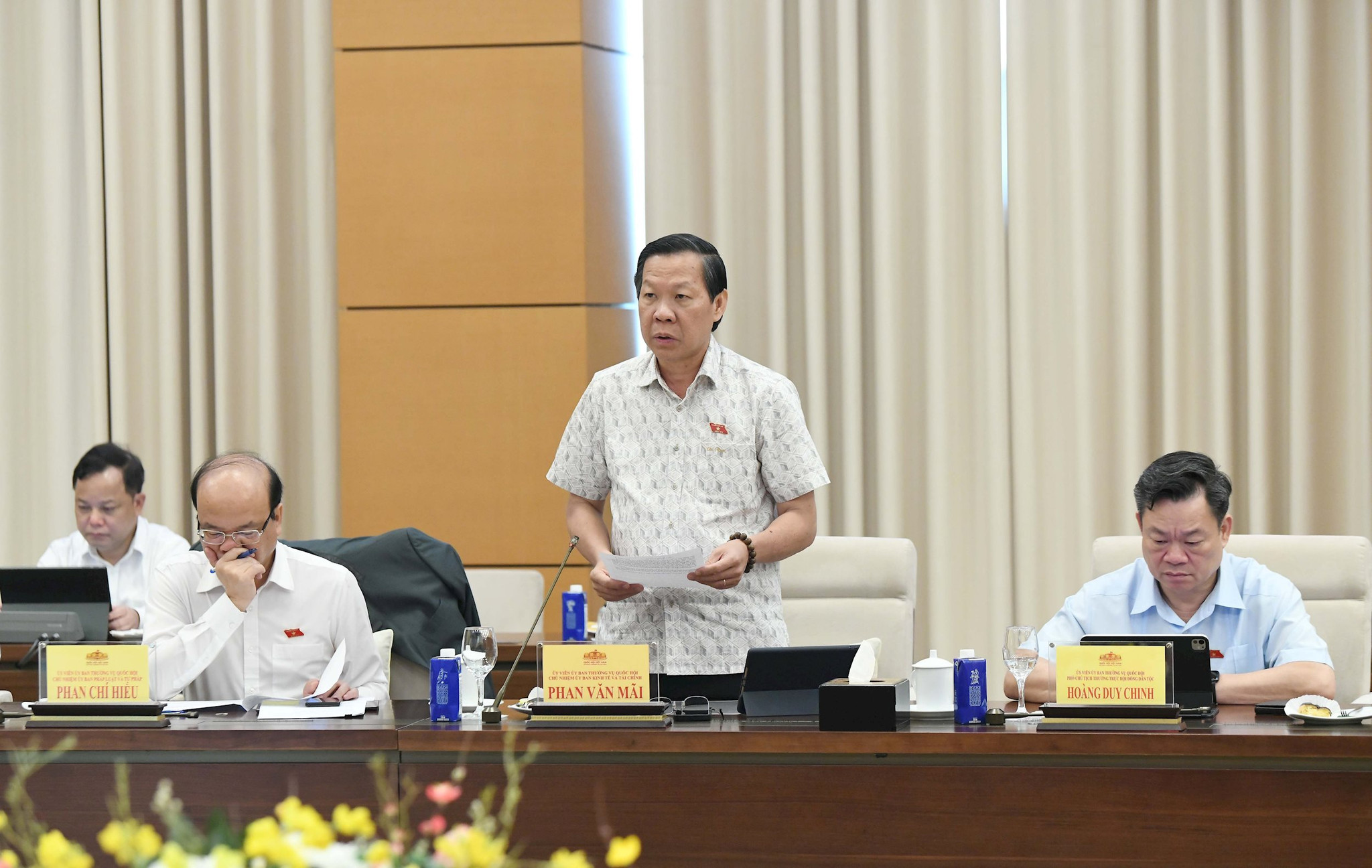 chu-nhiem-ub-kinh-te-va-tai-chinh-phan-van-mai.jpg