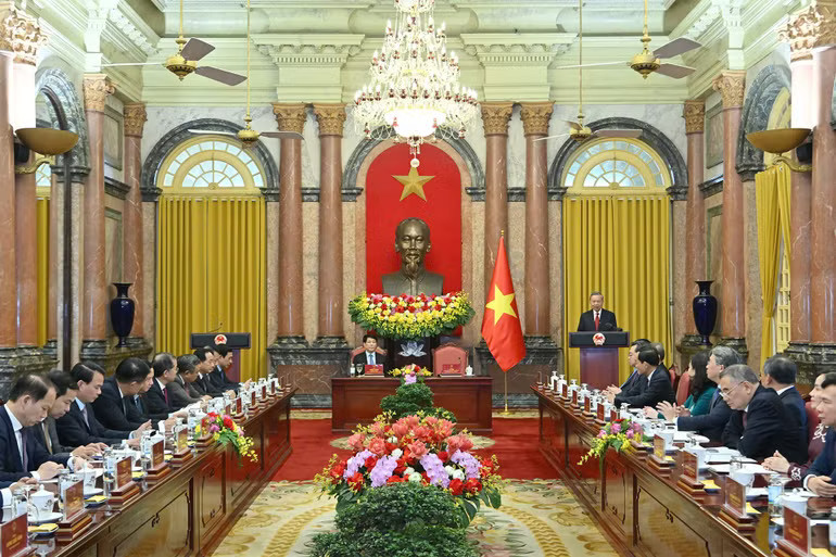 Toàn cảnh buổi lễ. z7707570816498-525329114a00f06aa151f3c7bce97fcf.jpg