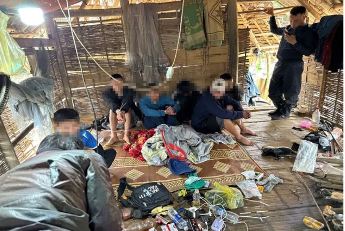 Bắt giữ hàng chục đối tượng liên quan ma túy, trang bị súng