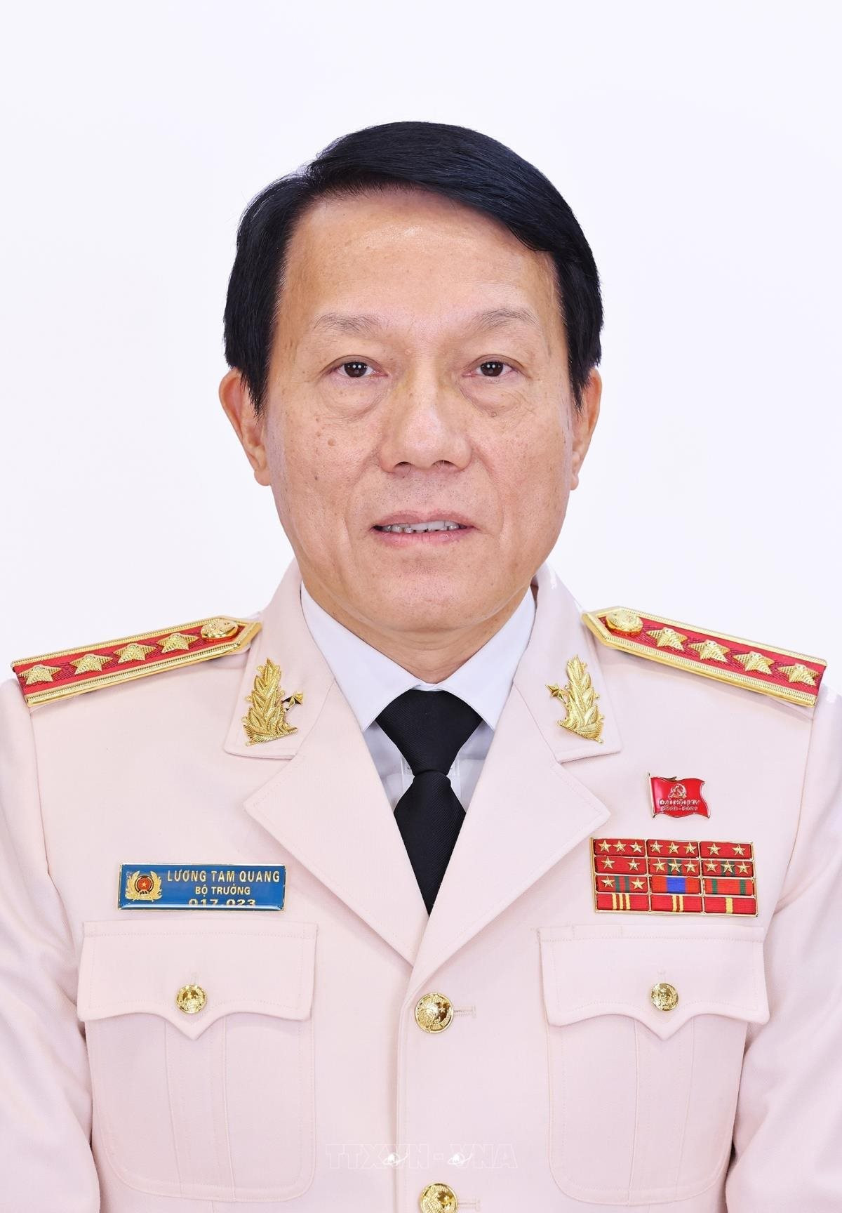 Lương Tam Quang