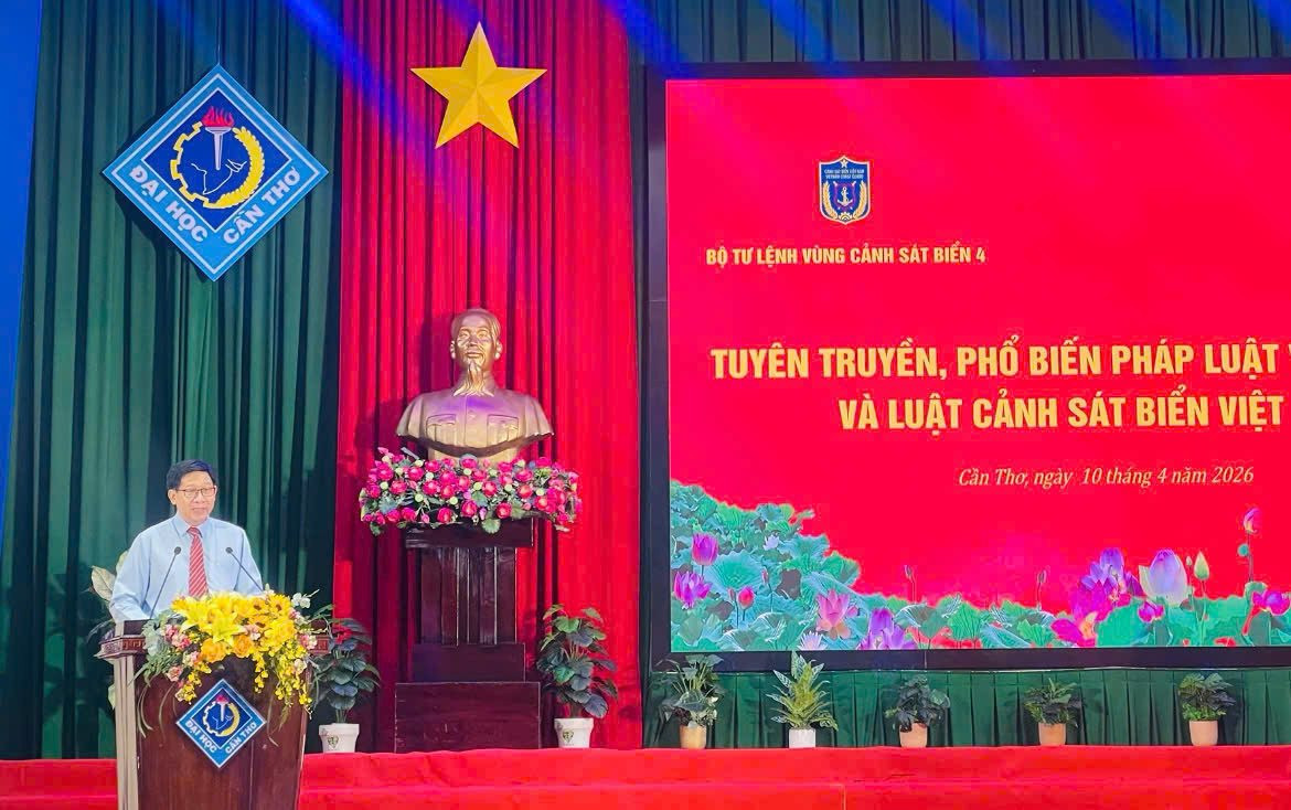 tuyen3.jpg
