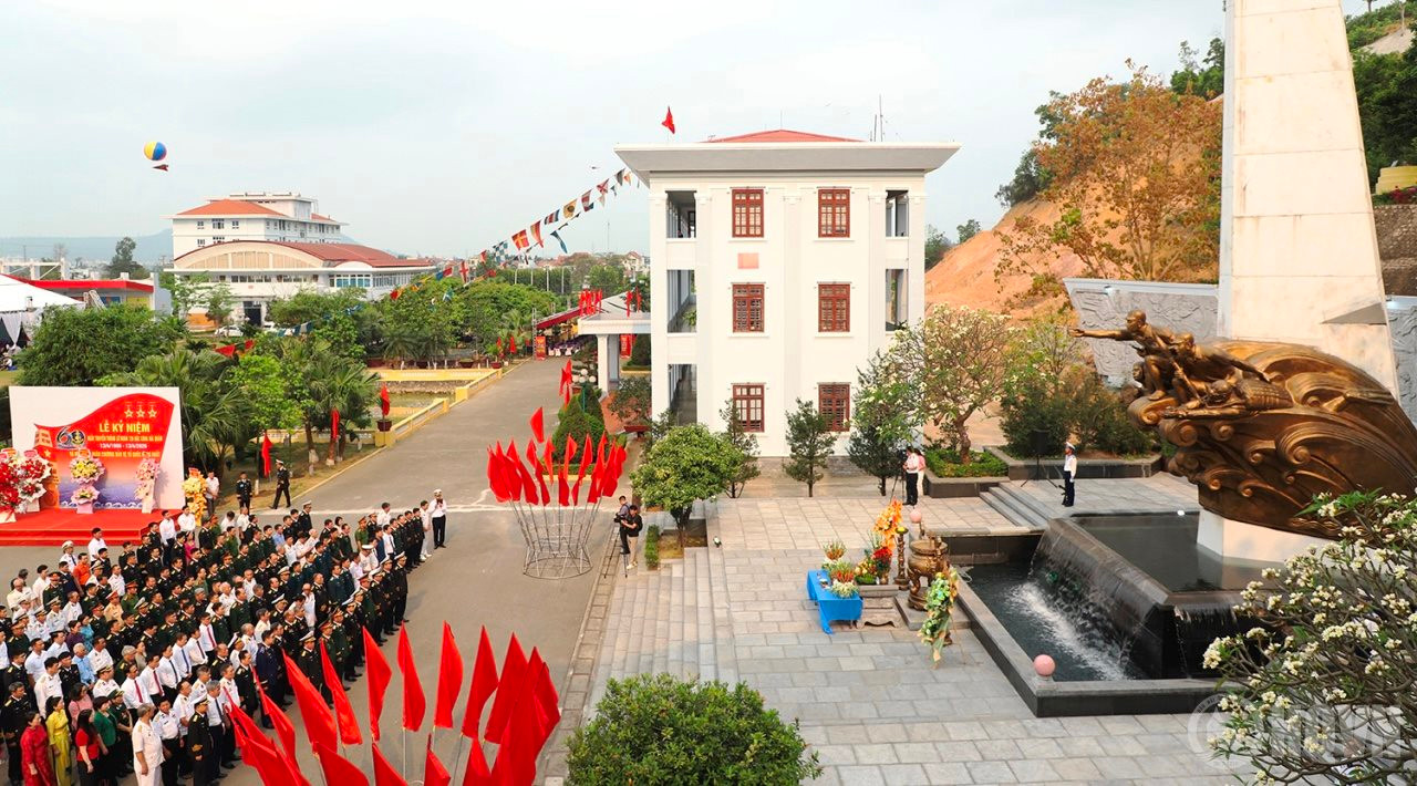 dac-cong-hai-quan-1.jpg
