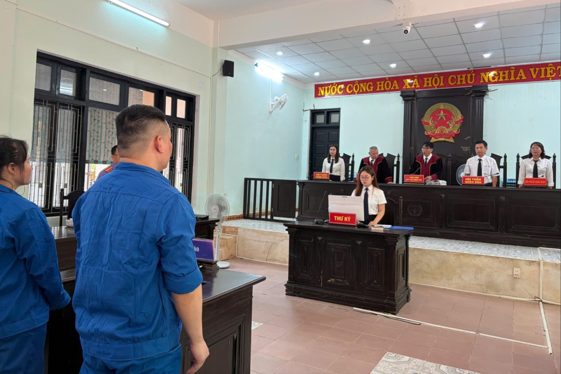 Vẽ dự án “ma”, rao bán đất nông nghiệp, cặp đôi lừa đảo hơn 5,7 tỷ đồng