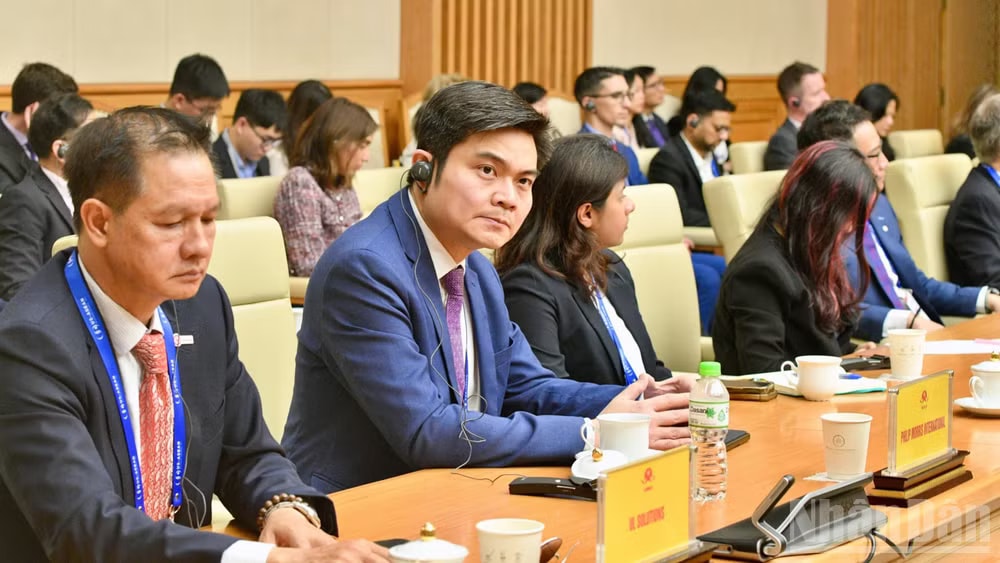 Đại diện các doanh nghiệp cấp cao của Hội đồng Kinh doanh Hoa Kỳ-ASEAN (USABC) tham dự buổi làm việc. (Ảnh: THANH GIANG)