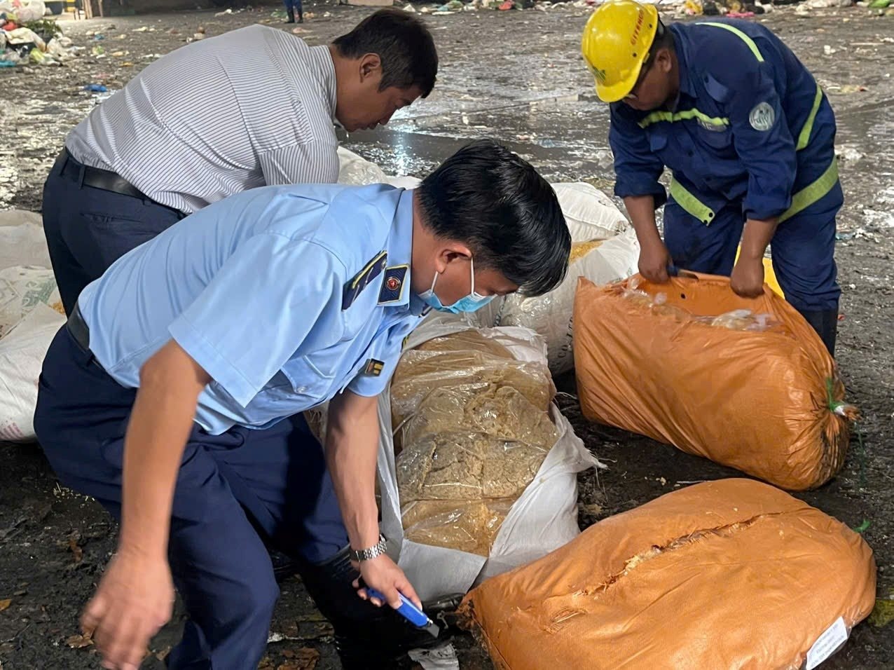 TP.HCM thu giữ hơn 41 tấn thực phẩm bẩn