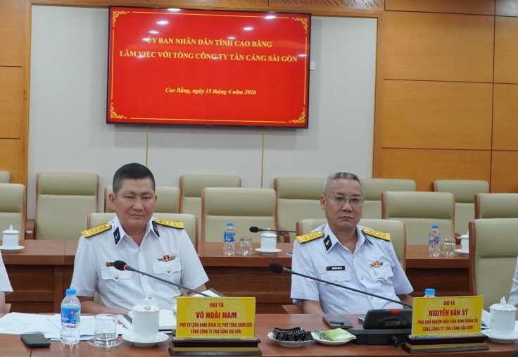 tan-cang-sai-gon-1-.jpg