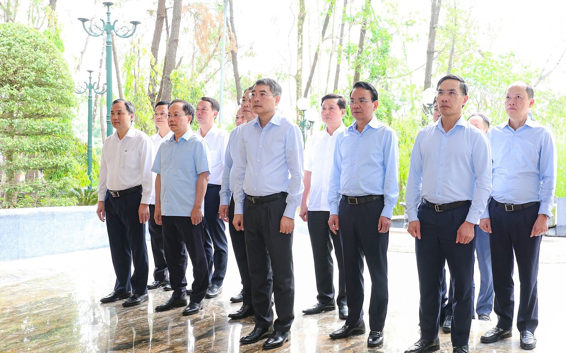 thu-tuong_le_minh_hung_dang_huong_tai_ha_tinh_1.jpg