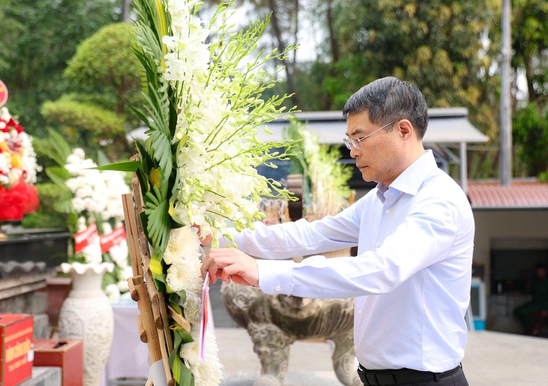 thu-tuong_le_minh_hung_dang_huong_tai_ha_tinh_5.jpg