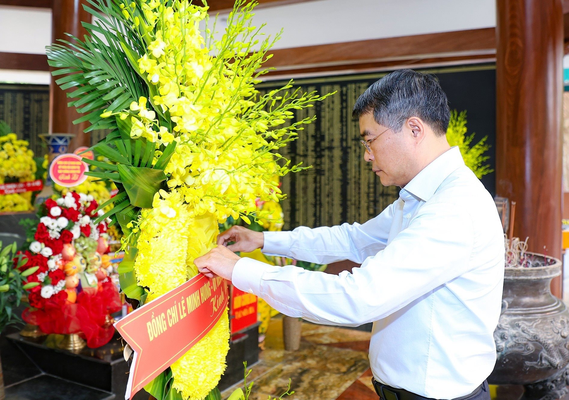 thu-tuong_le_minh_hung_dang_huong_tai_ha_tinh_7jpg.jpg