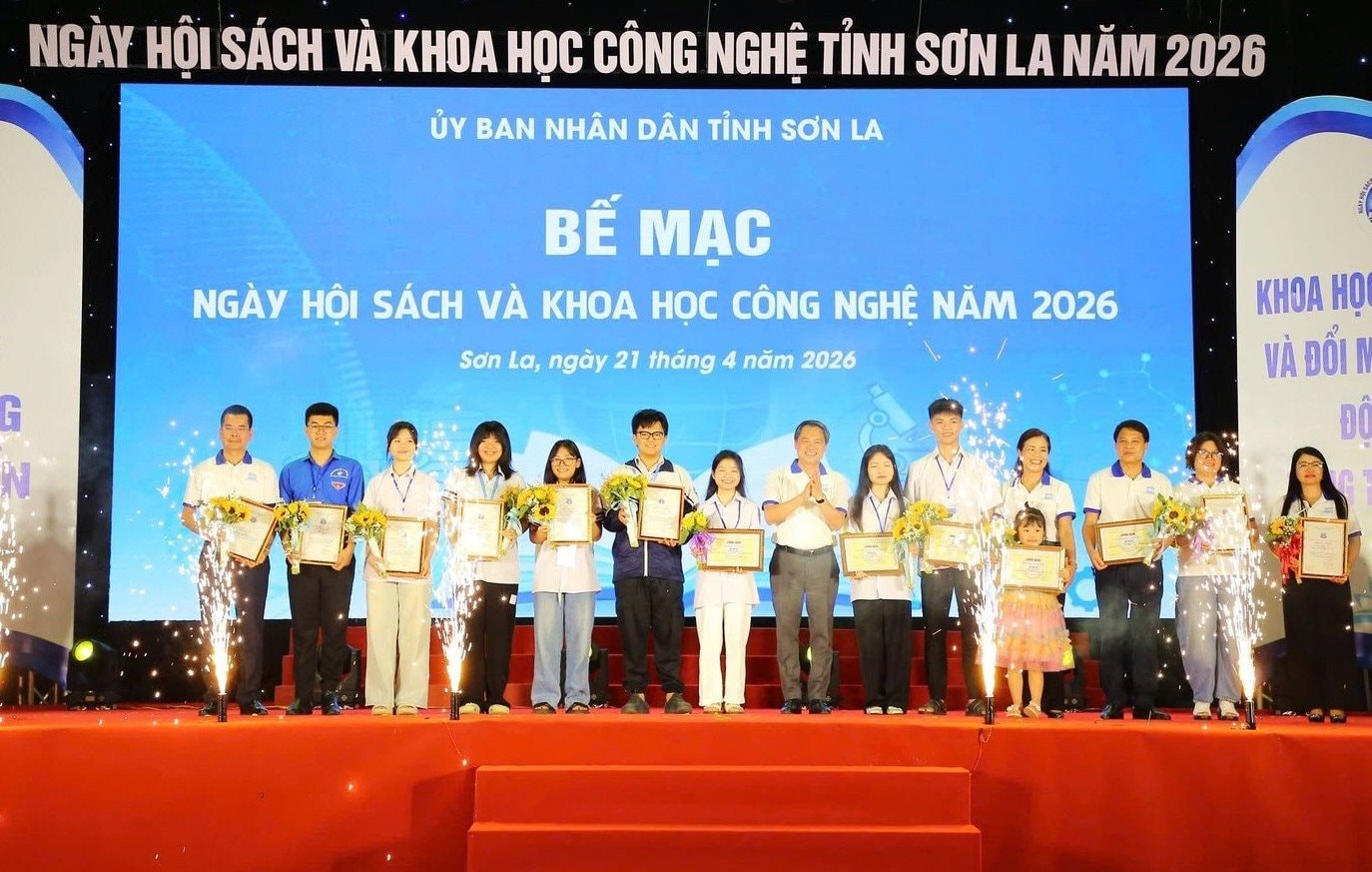 sach(1).jpg
