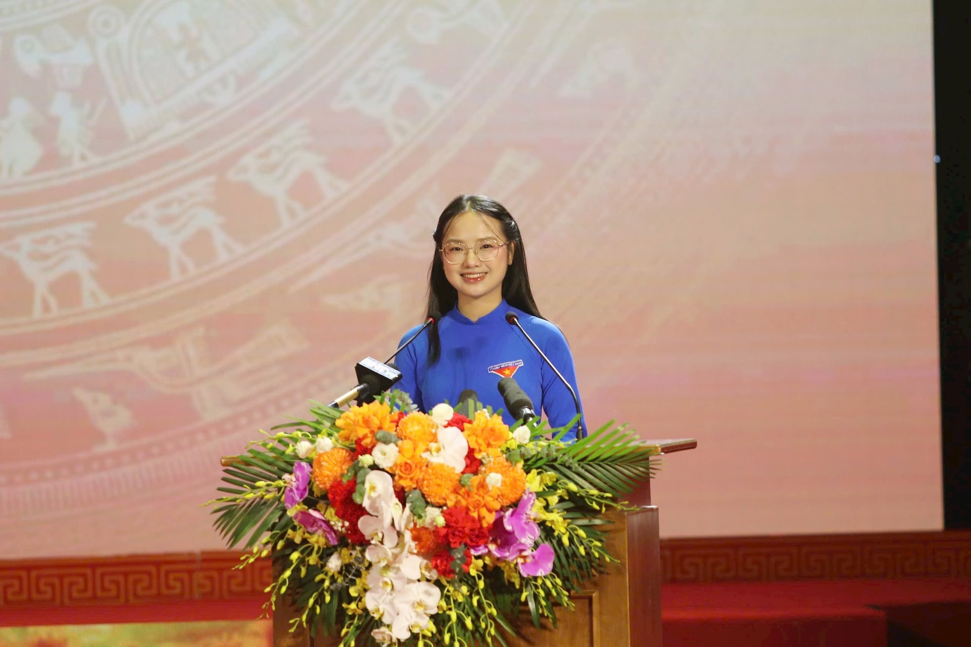 tbt_chu-tich_nuoc_to_lam_tham_du_le_ki_niem_120_nam_ha_huy_tap_04.jpg