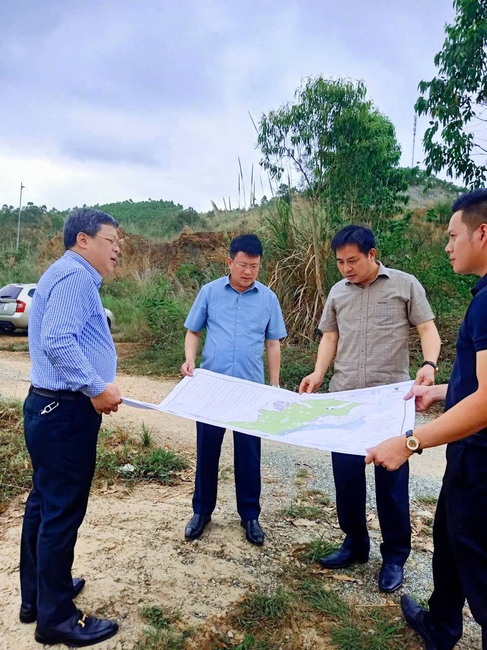 2-lanh-dao-phuong-viet-hung-.jpeg