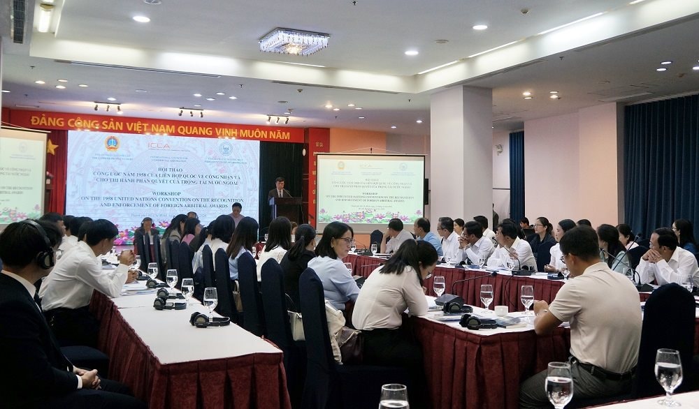 cong-uoc-lhq-1958.jpg