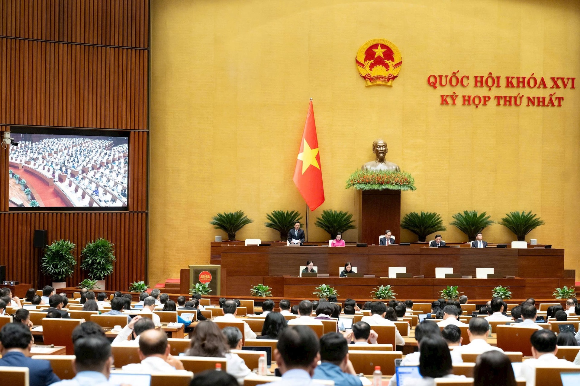kien-nghi-cu-tri1.jpg