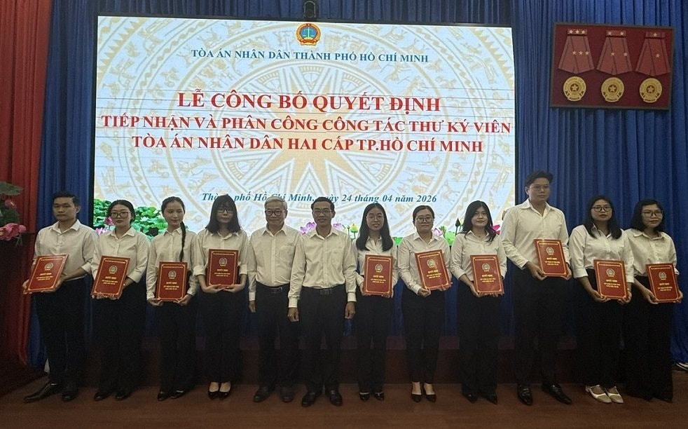 cong-quyet-dinh-thu-ky-tphcm-3.jpg