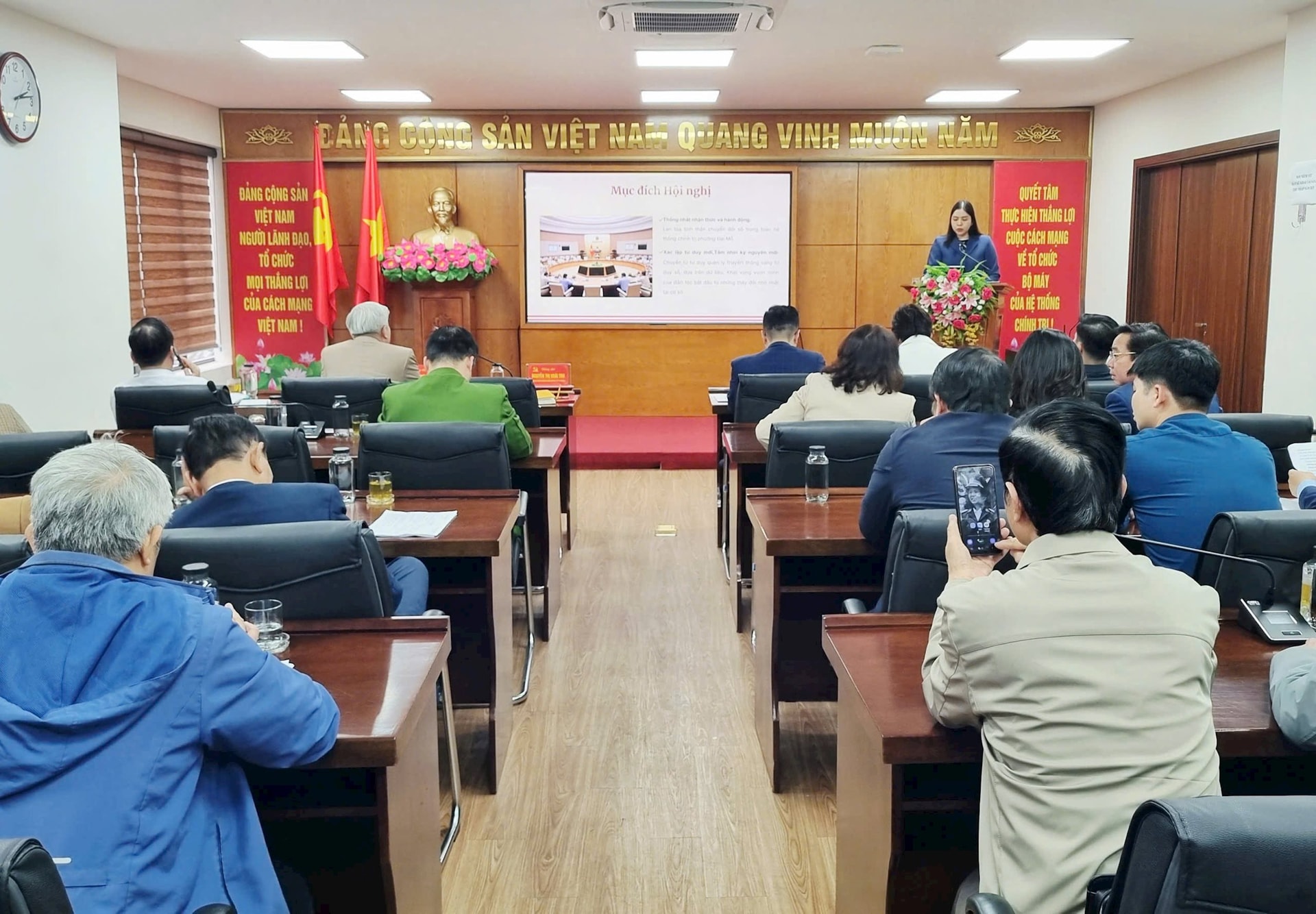 dang-uy-phuong-dai-mo-to-chuc-hoi-nghi-trien-khai-nhiem-vu-cong-tac-xay-dung-dang-nam-2026-va-khen-thuong-dang-vien-co-thanh-tich-xuat-sac-nam-2025.jpg