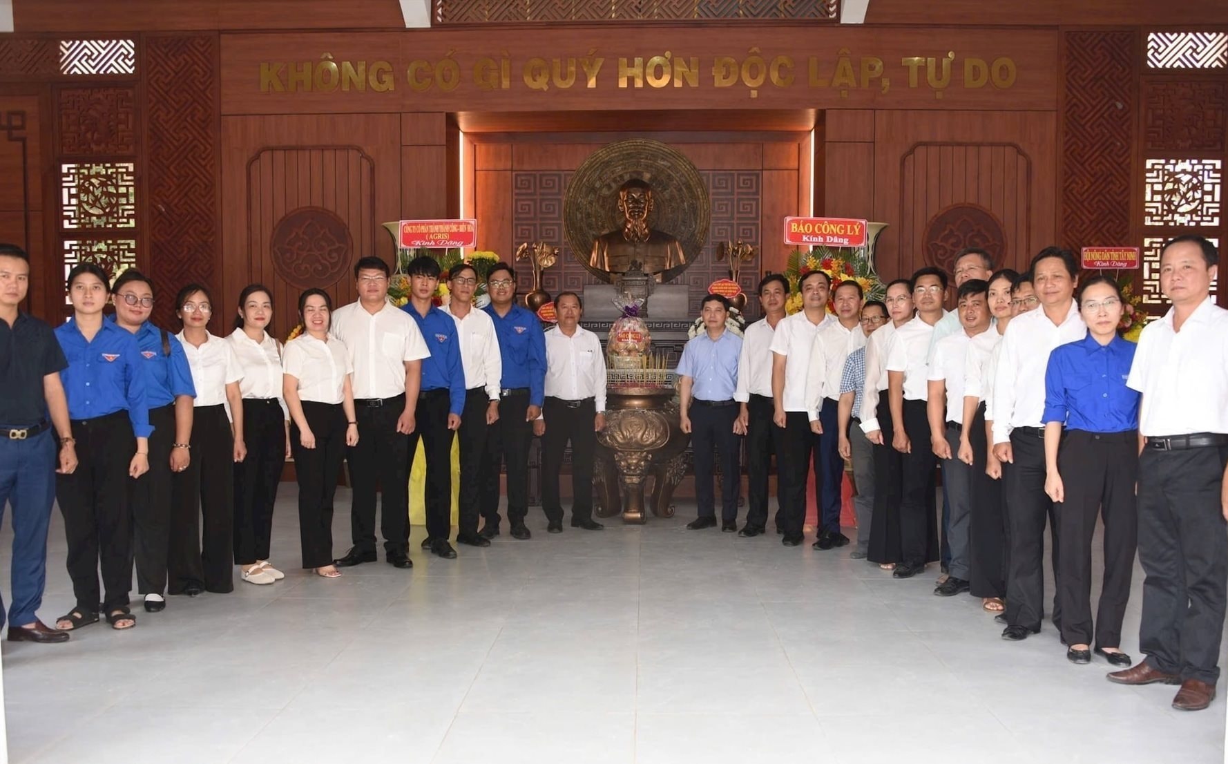 Về nguồn “Tri ân thành đồng Tổ quốc”: Lắng đọng ký ức tại Trung ương Cục miền Nam, tri ân tại Đồi 82