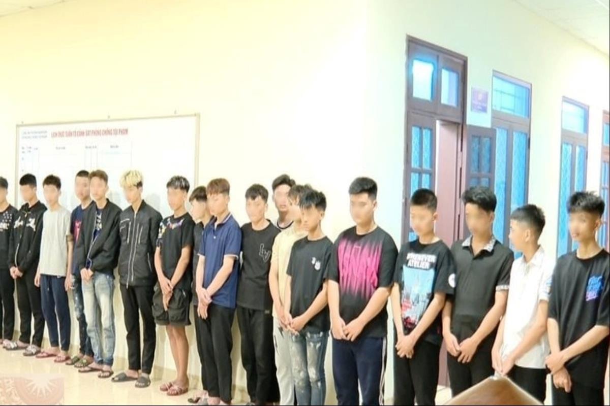 Triệu tập 31 thanh, thiếu niên mang hung khí gây rối trật tự công cộng