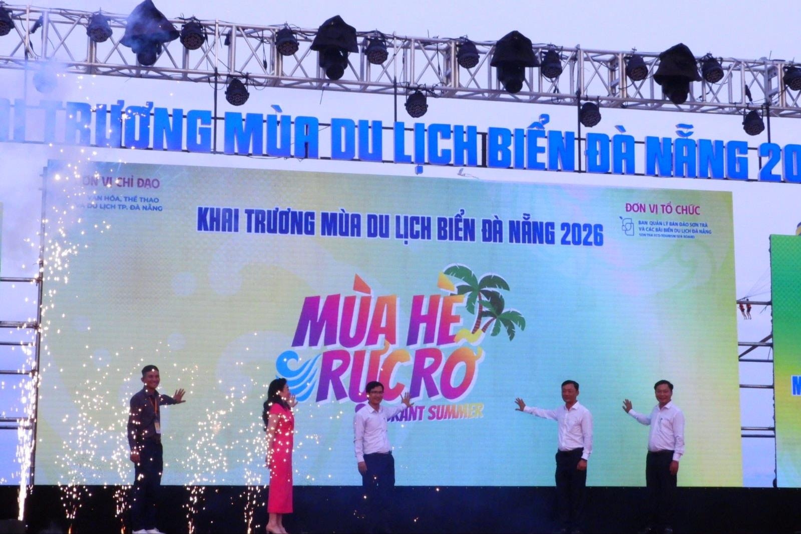 Mùa du lịch biển Đà Nẵng 2026 chính thức khởi động