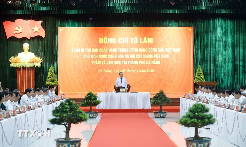 Tổng Bí thư, Chủ tịch nước Tô Lâm phát biểu tại buổi làm việc với Ban Thường vụ Thành ủy Đà Nẵng. (Ảnh: Thống Nhất/TTXVN)