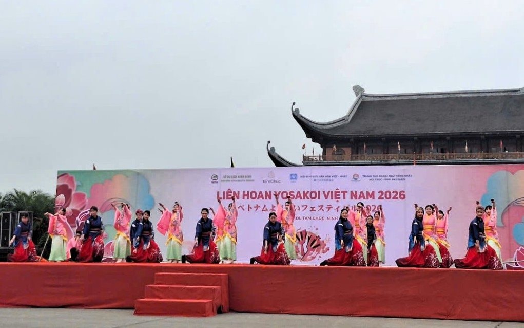 lien_hoan2.jpg