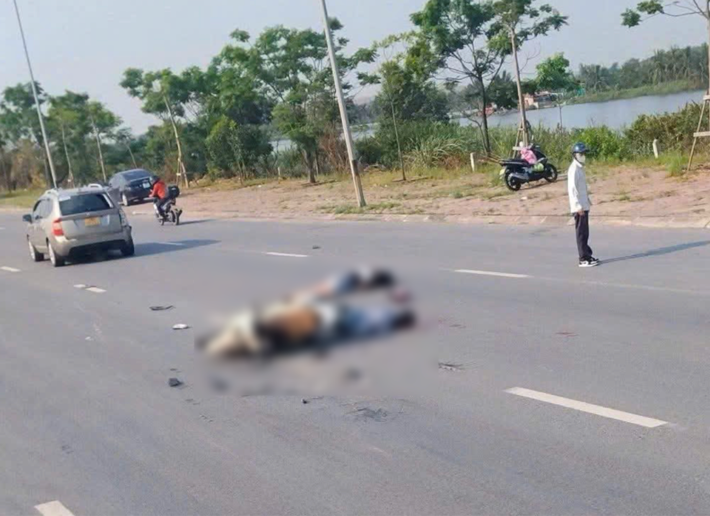 Đôi nam nữ tử vong sau va chạm với ô tô