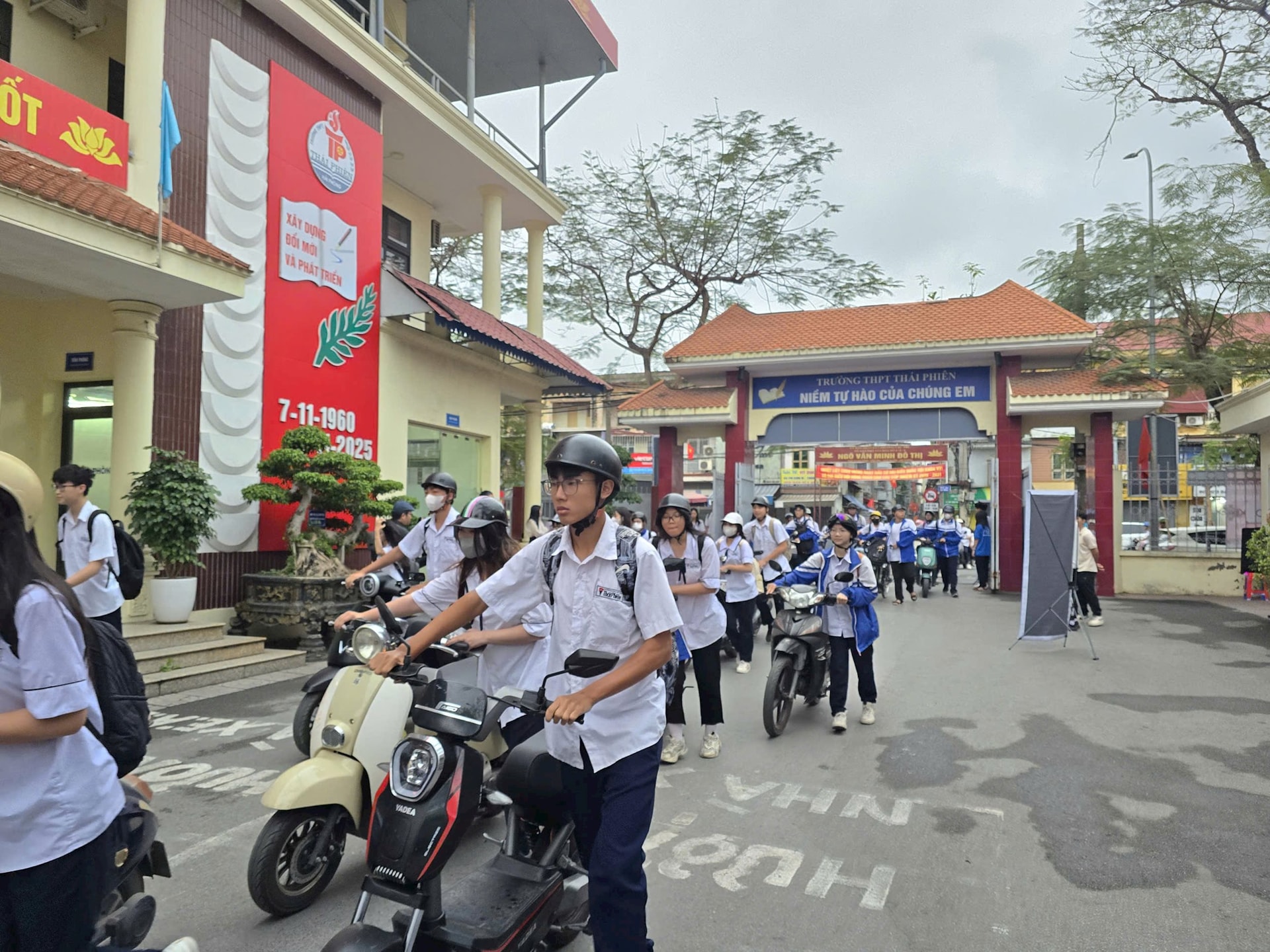 z7765026899735_fed69db29b9b4705e3b4bb7f814cc4a4.jpg