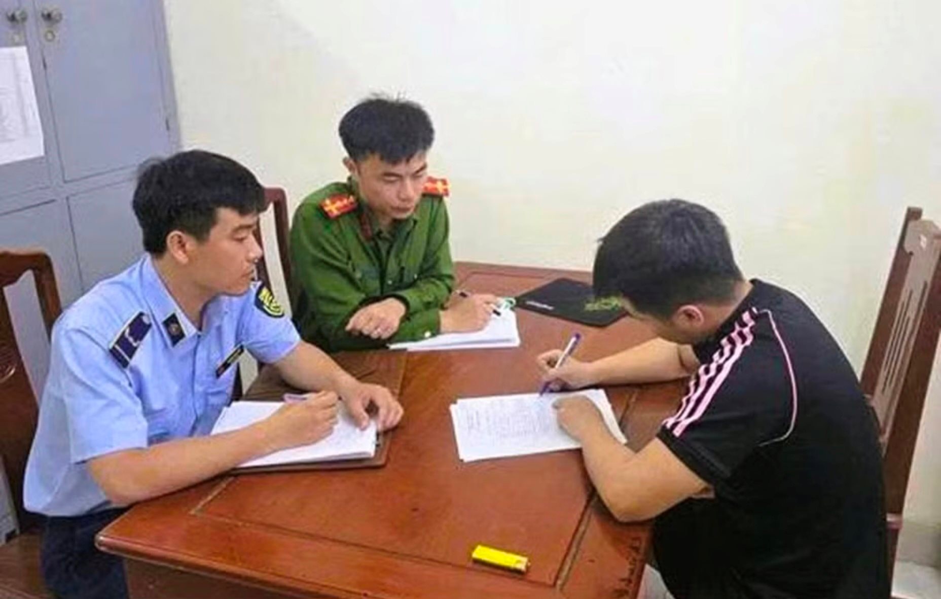 Cơ quan chức năng vào cuộc vụ gửi xe 200.000 đồng tại Sầm Sơn