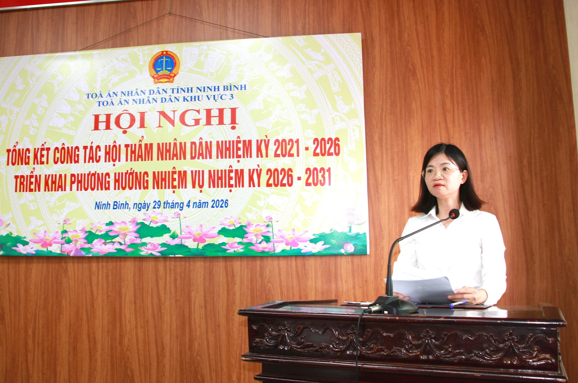 hoi_nghi7.jpg