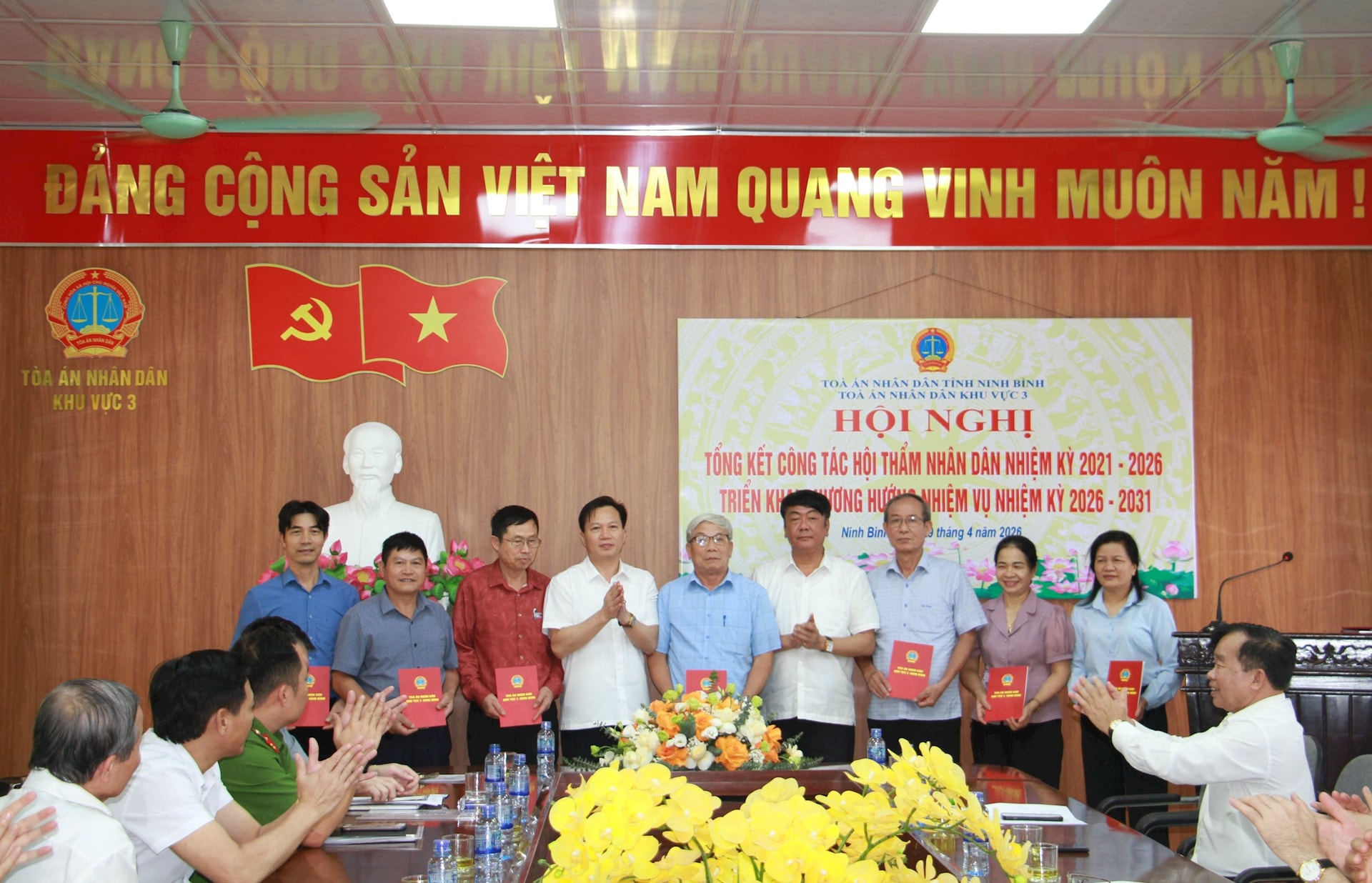 hoi_nghi8.jpg