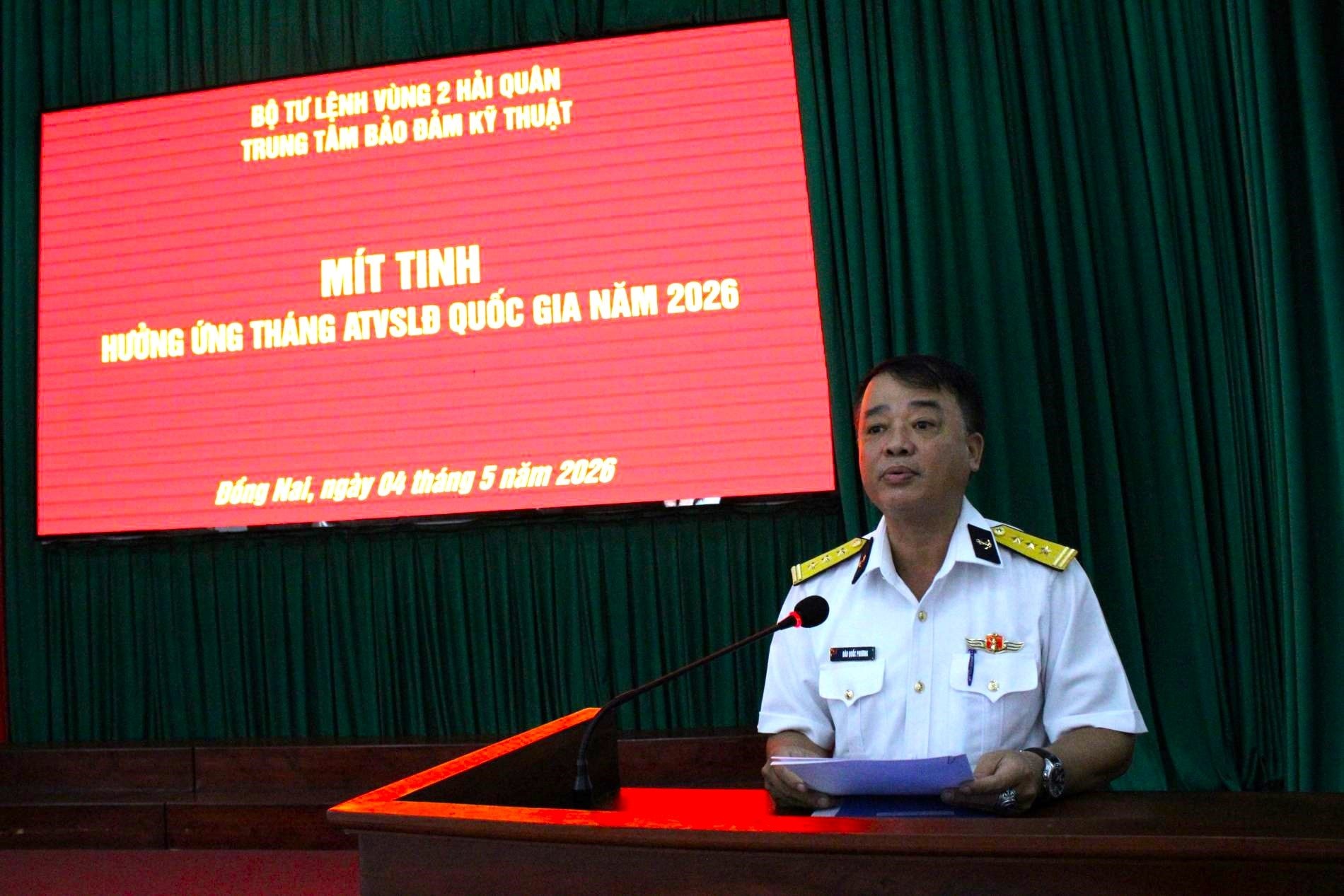138-1777864996-5-thuong-ta-dao-quoc-phuong-pho-chi-huy-truong-trung-tam-phat-bieu-chi-dao.jpg