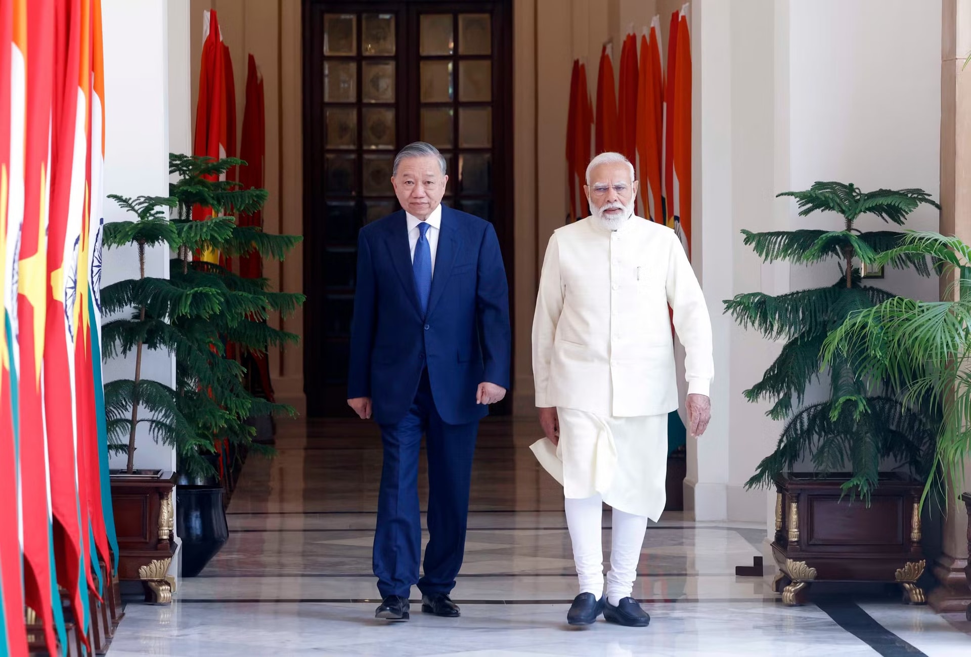 vna-potal-tong-bi-thu-chu-tich-nuoc-to-lam-va-thu-tuong-an-do-narendra-modi-gap-hep-8744129.jpg