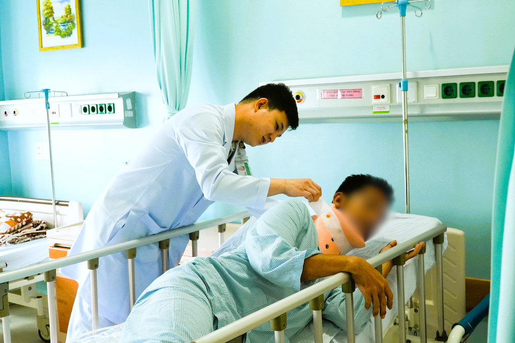Cứu sống bệnh nhân liệt tứ chi