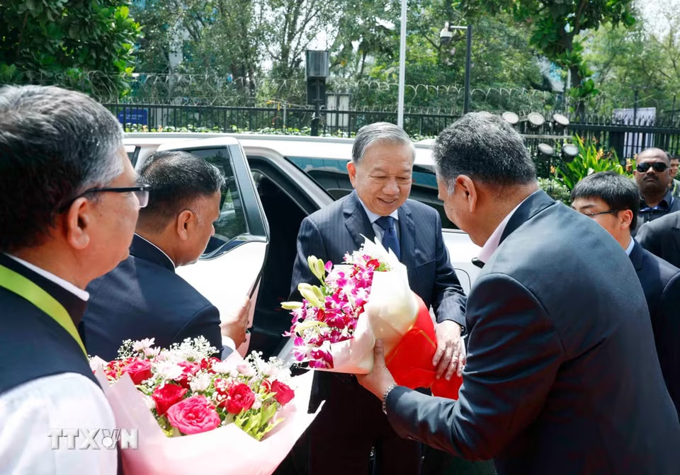 Tổng Bí thư, Chủ tịch nước Tô Lâm thăm Sàn giao dịch Chứng khoán Quốc gia Ấn Độ- Ảnh 1.