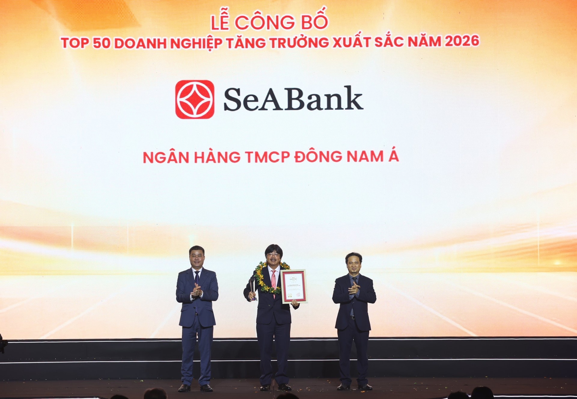 top-50-dn-xuat-sac.jpg