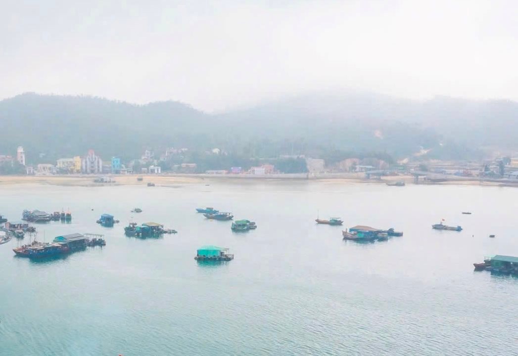 4 ngư dân mất tích trên vùng biển Cô Tô được đưa vào bờ an toàn