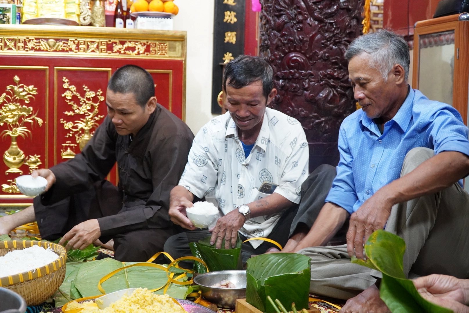 den_thanh_mau_10.jpg