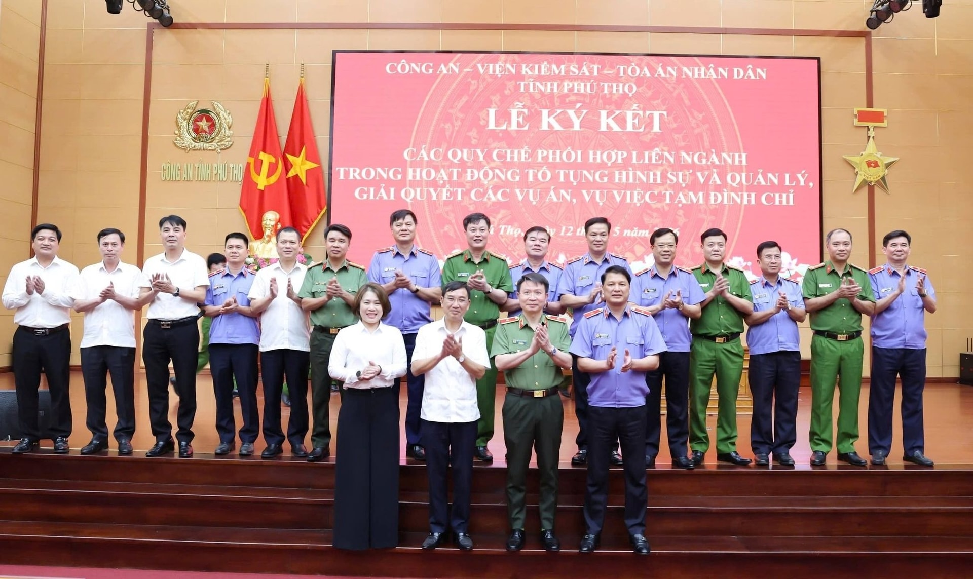 chup-anh-ky-niem(1).jpg