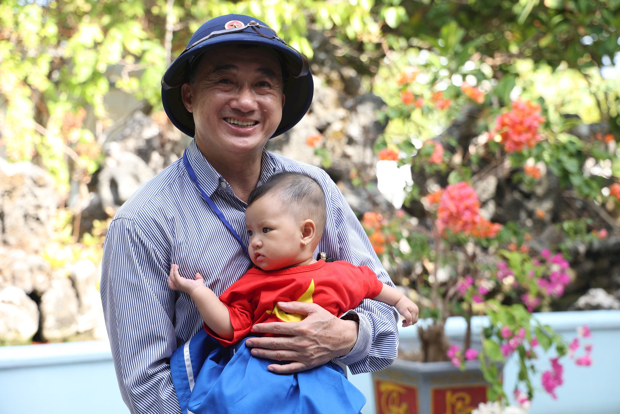 thu-truong-tran-van-thuan-be-em-be-tai-dao-sinh-ton-dong..jpg