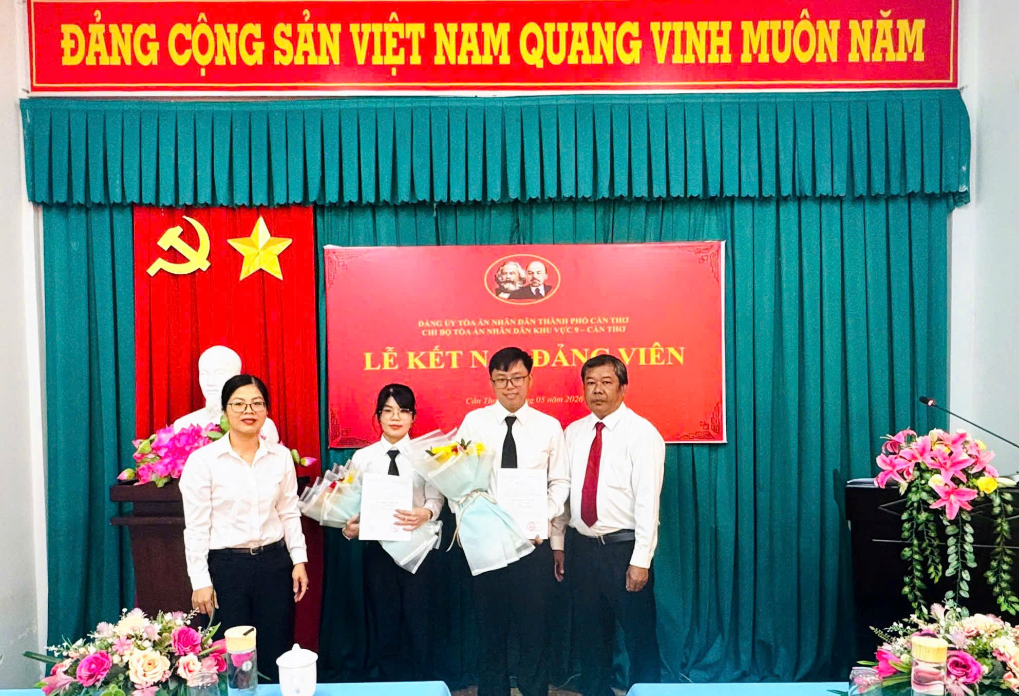 z7823466925817_6f61b13de9041f44a7387bc438cda808.jpg