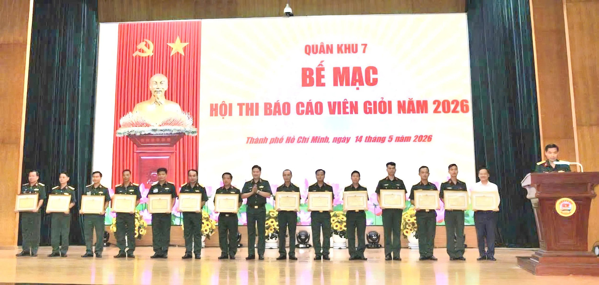 z7825431948752_6cca5ae86da05941c3aceaa2cb7a57c0.jpg