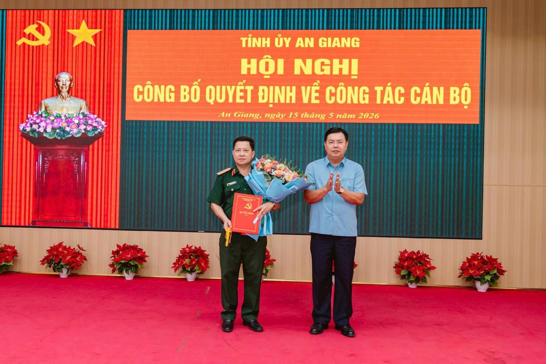 Thiếu tướng Nguyễn Văn Hùng giữ chức Chỉ huy trưởng Bộ CHQS tỉnh An Giang