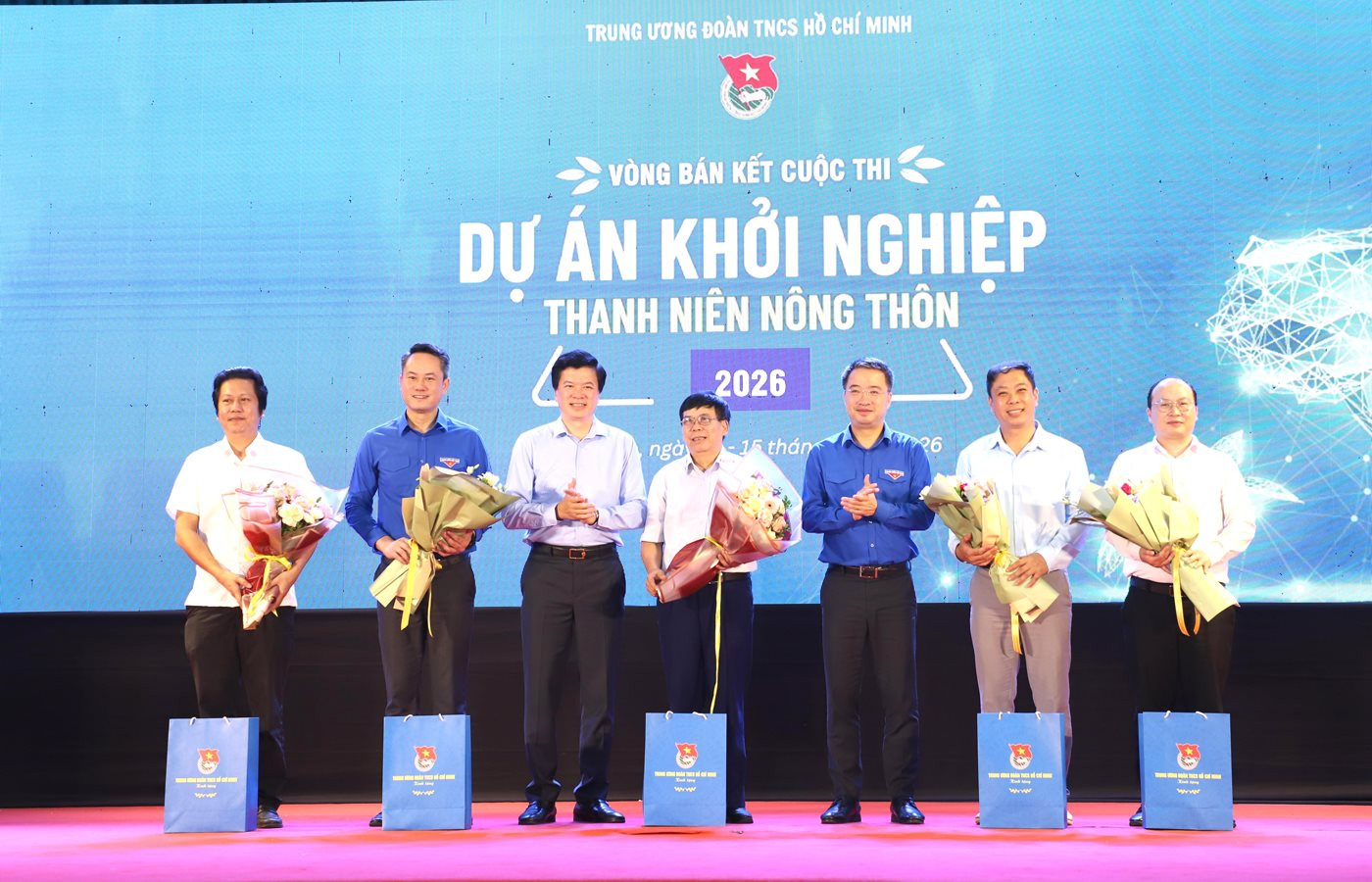 khoinghiep3.jpg