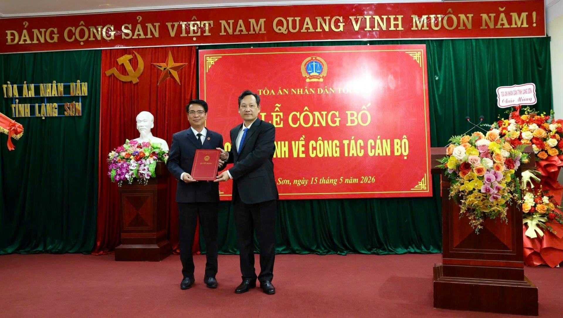 Công bố quyết định bổ nhiệm Chánh án TAND tỉnh Lạng Sơn