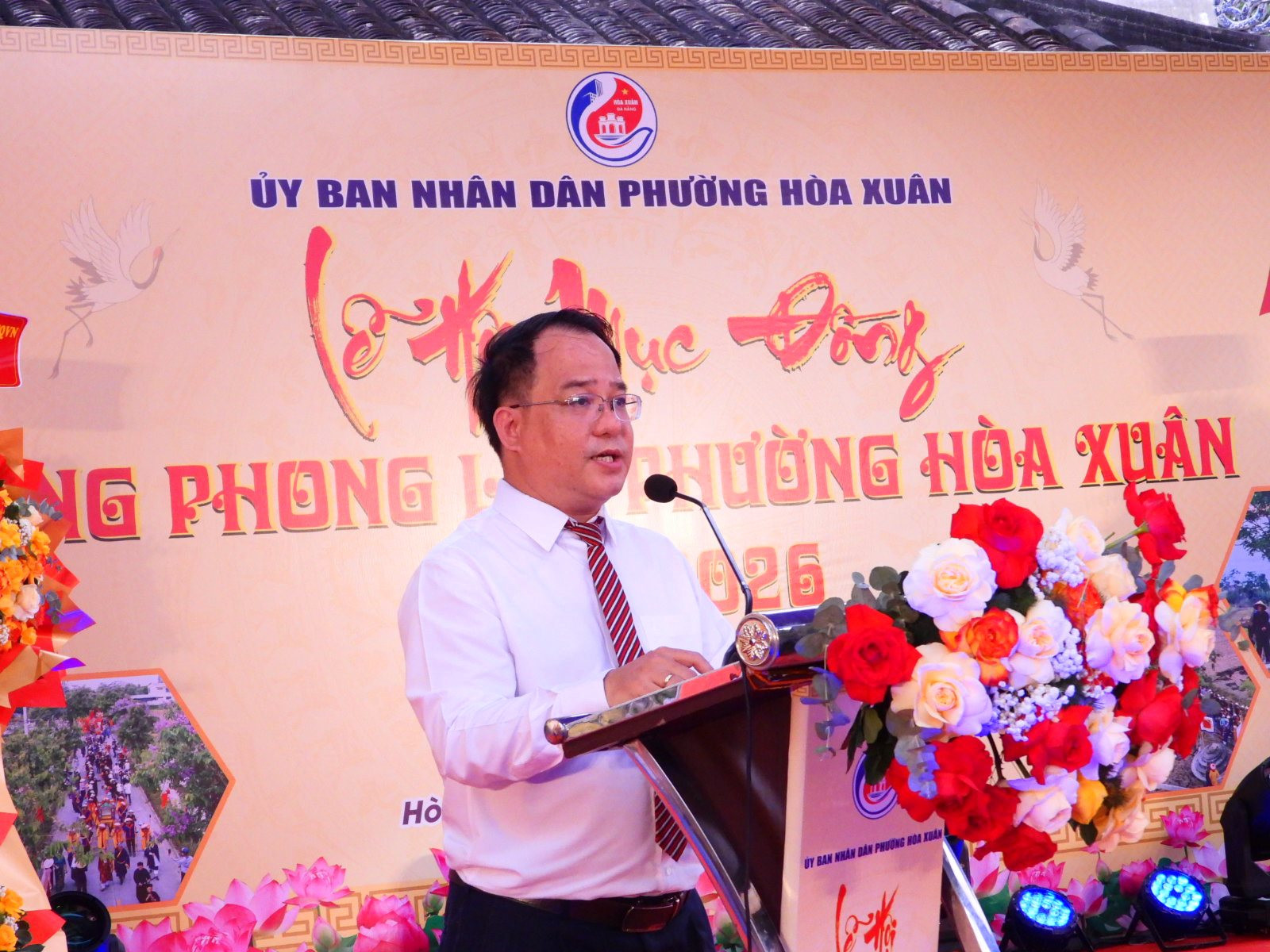 4-phat-bieu.jpg