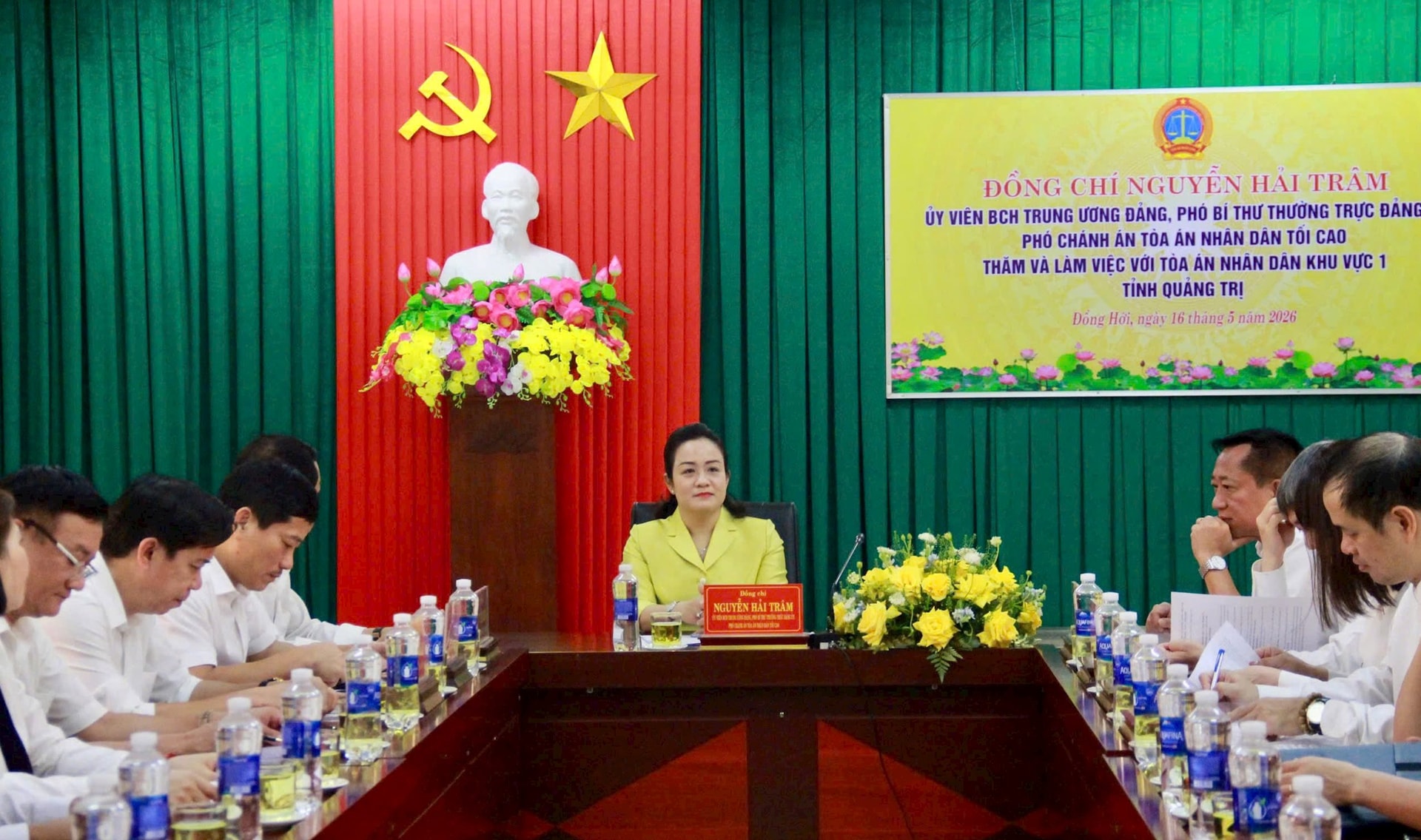 Phó Chánh án TANDTC Nguyễn Hải Trâm làm việc với TAND khu vực 1 - Quảng Trị